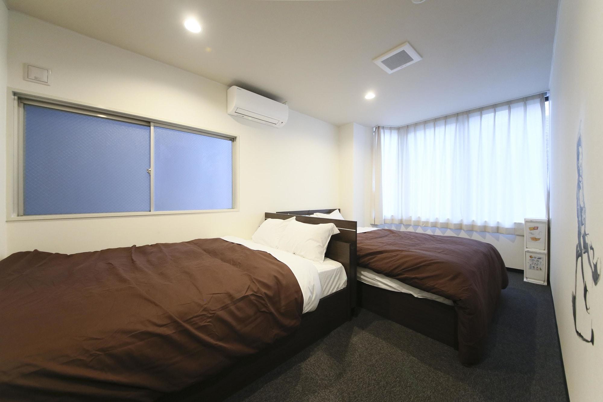 Roots Hostel Osaka Exteriör bild