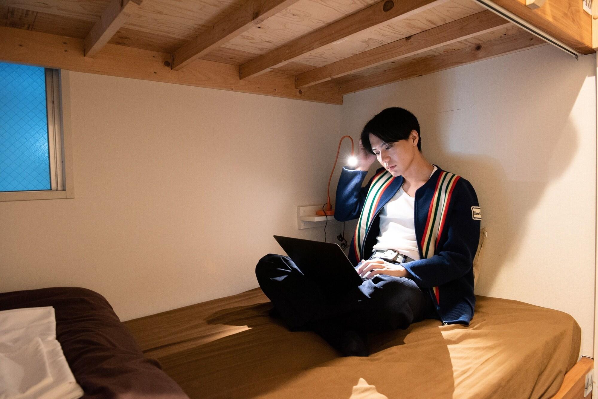 Roots Hostel Osaka Exteriör bild