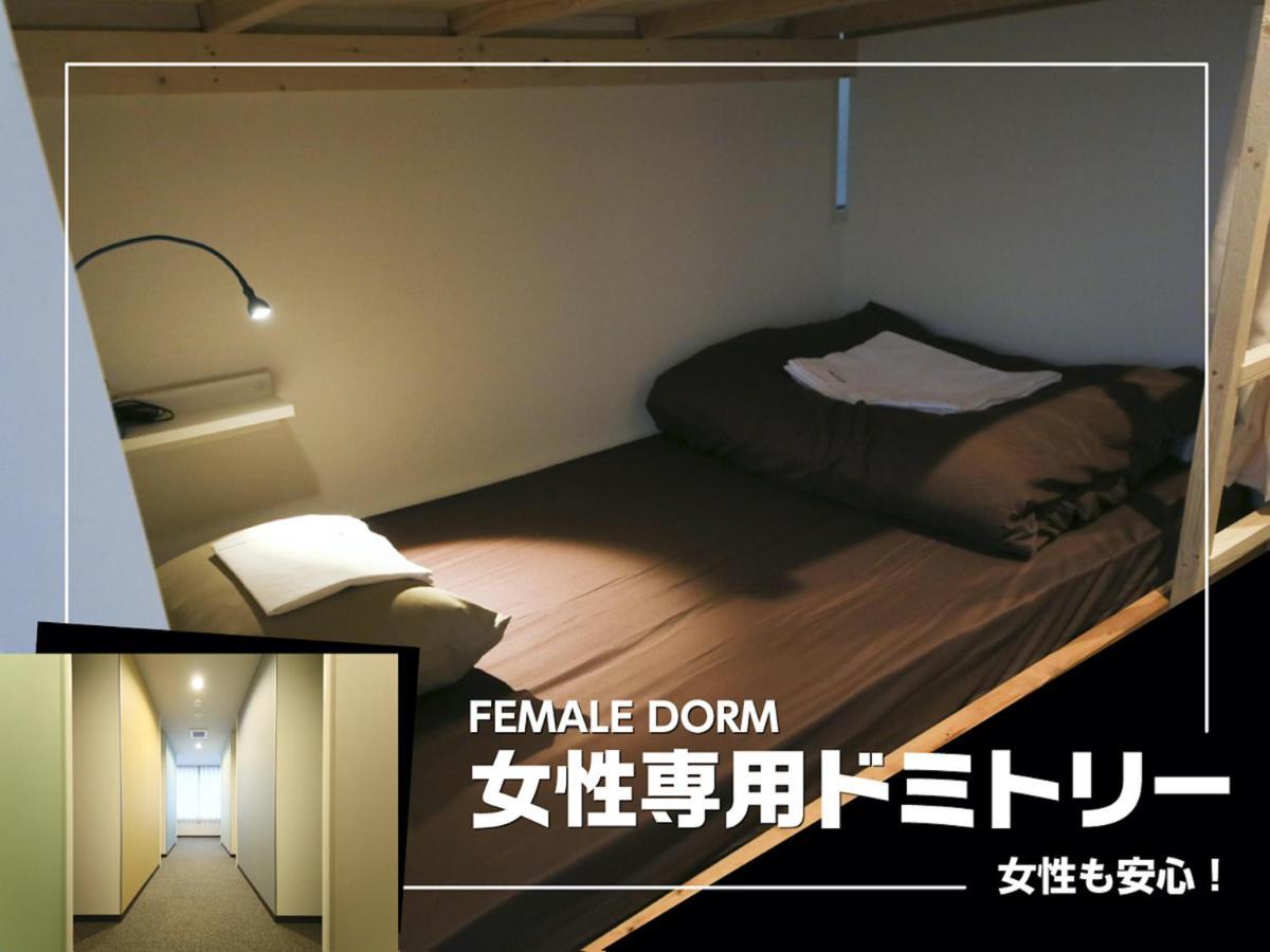 Roots Hostel Osaka Exteriör bild